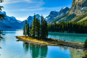 A-Guide-to-Starting-a-Business-in-Canada-Blog-Photo