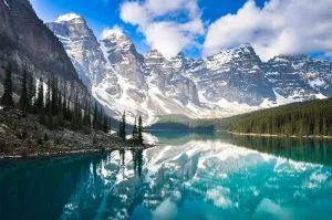 A-Brief-Guide-to-Starting-a-Business-in-Canada.webp